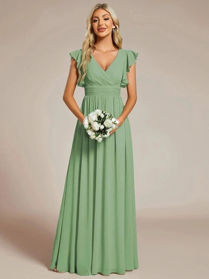 Bridesmaid in a navy blue off-shoulder dress